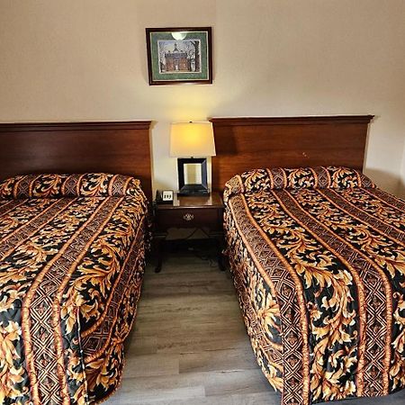 Mount Laurel Motel ヘーズルトン エクステリア 写真